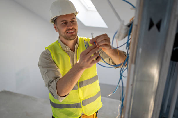Best Electrical Outlet Repair  in Lowellville, OH
